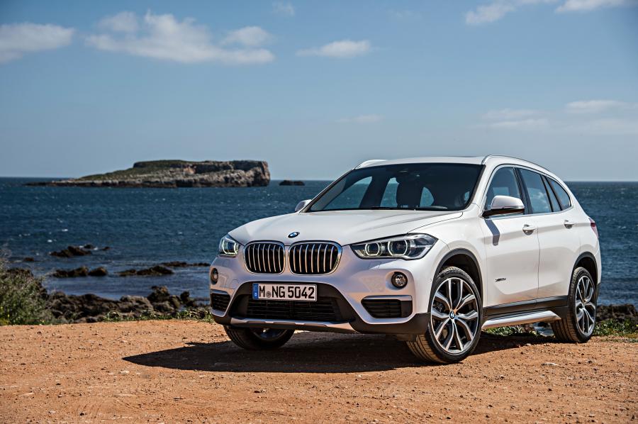  BMW X1 xDrive20d xLine (F48) 2015 года  (WW) (фото 42 из 59)